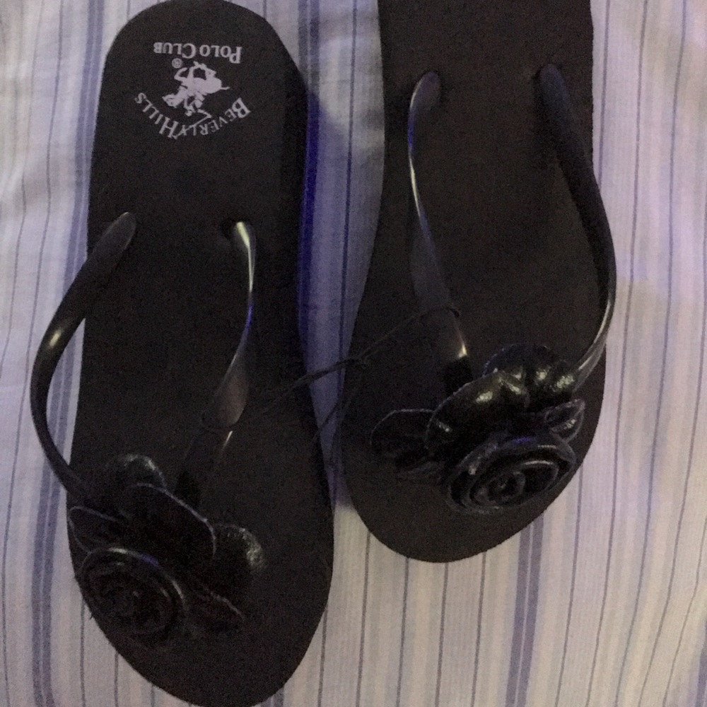 One pair Beverly Hills Polo Club~Black~Size 7